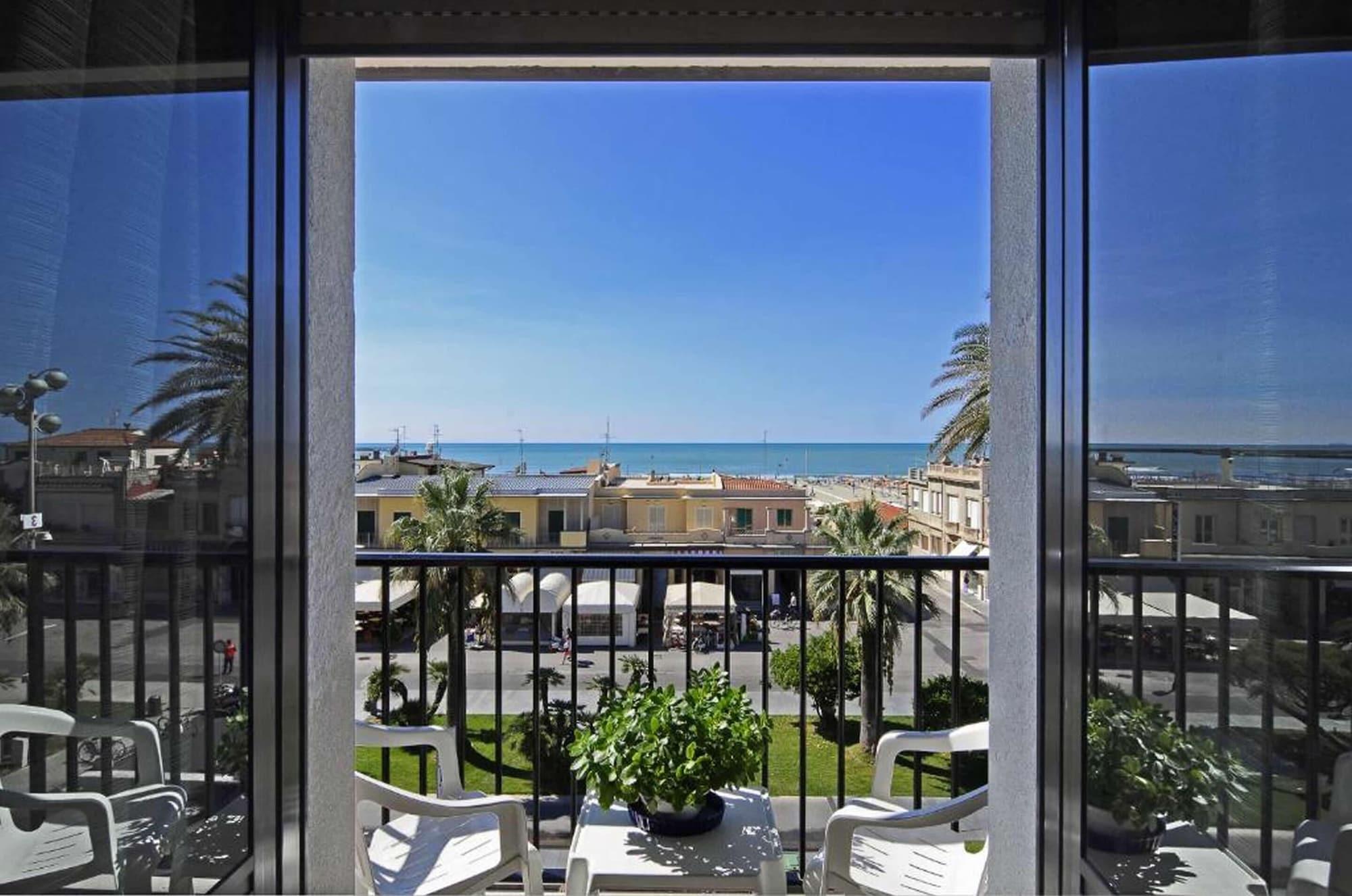 Hotel Eden Viareggio Ngoại thất bức ảnh