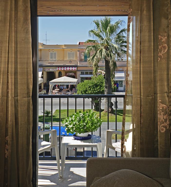 Hotel Eden Viareggio Phòng bức ảnh