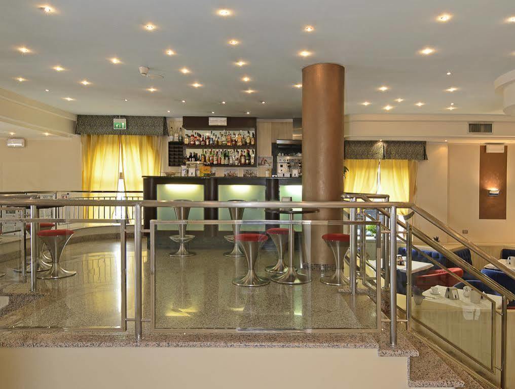 Hotel Eden Viareggio Ngoại thất bức ảnh